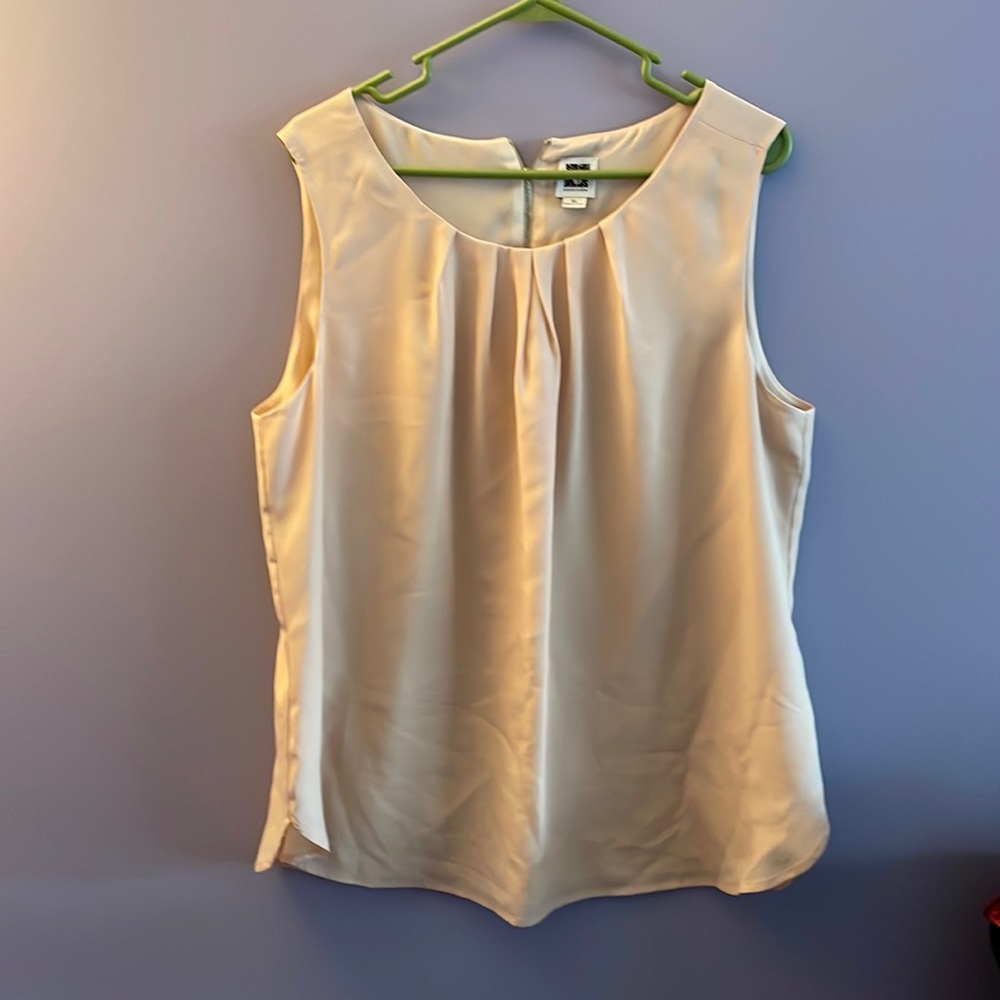 Anne Klein Crème Sleeveless Top